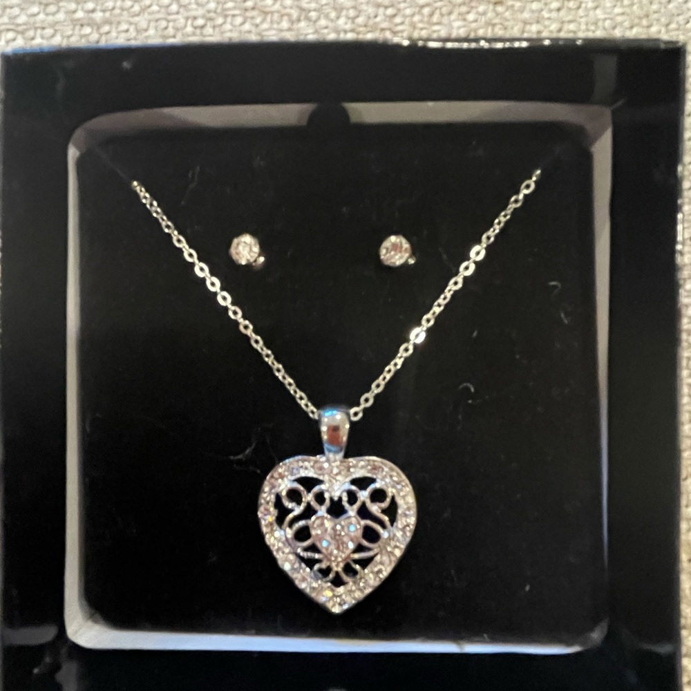 Heart necklace and earrings